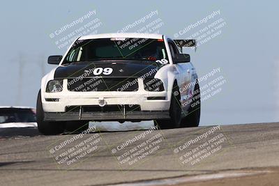 media/Oct-26-2025-CalClub SCCA (Sun) [[8ce1e69566]]/Group 4/Grapevine/